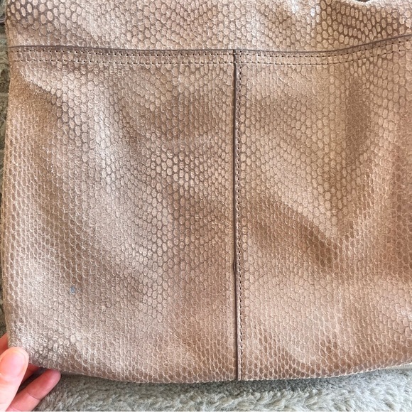 Margot New York Genuine Leather Crossbody Bag - Picture 4 of 16